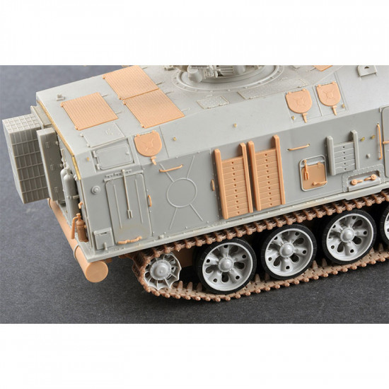 Trumpeter 09569 Сборная модель P-40/1S12 Long Track S-band Acquisition Radar (1:35)